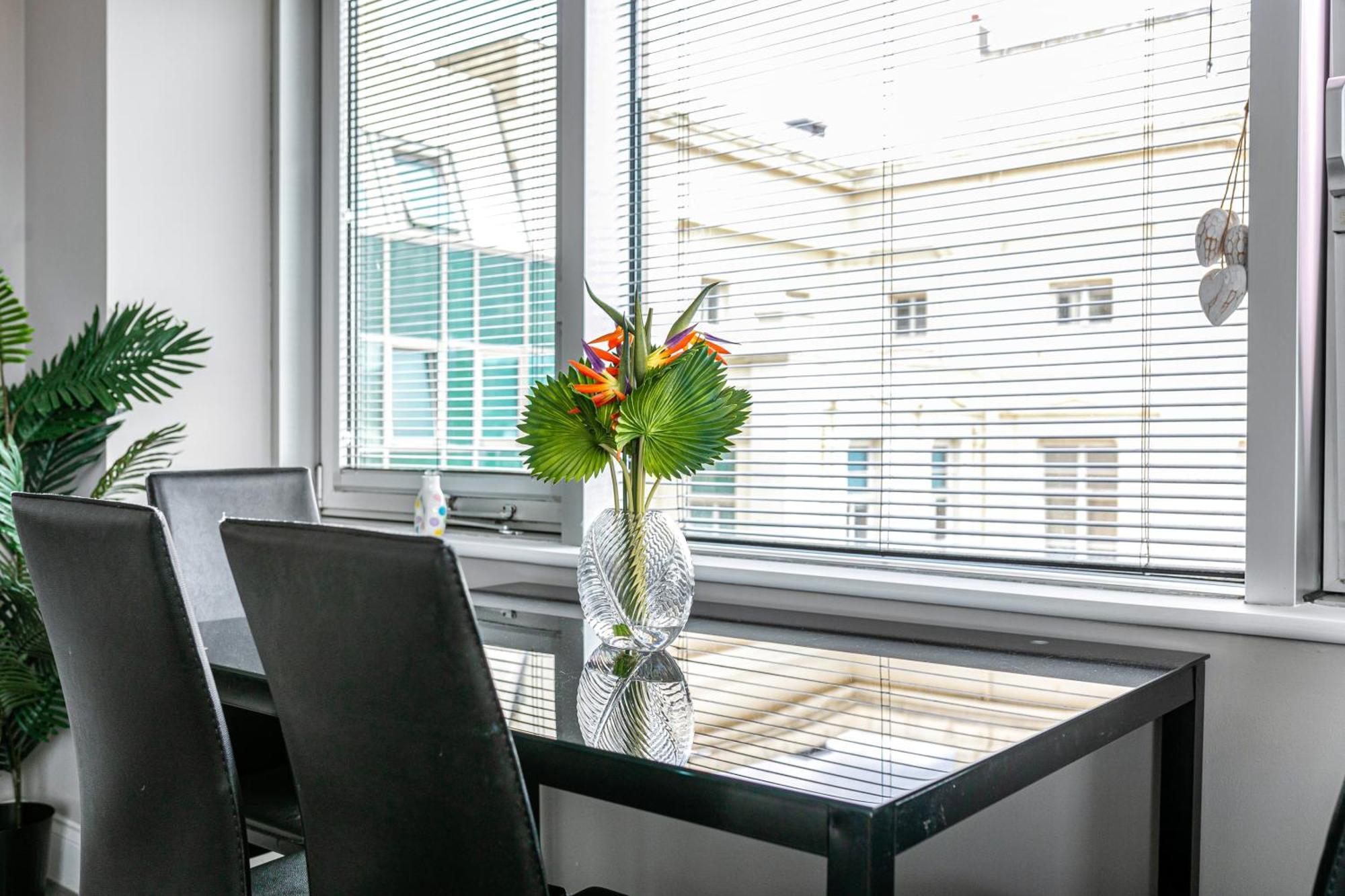 Airhost'S Brighton'S Best Green Diamond Escape With Sea Views Exterior photo